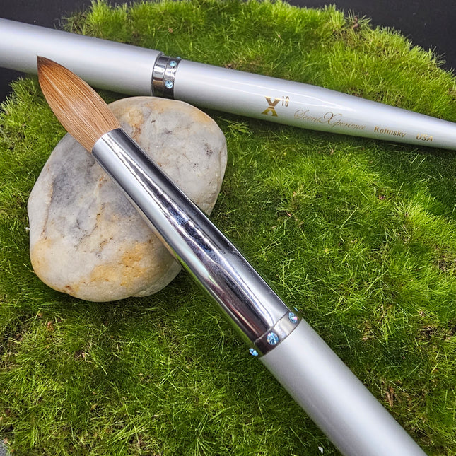 SCENTXPERIENCE Finest Kolinsky Hair Acrylic Uncrimped USA Brush (#16,18)